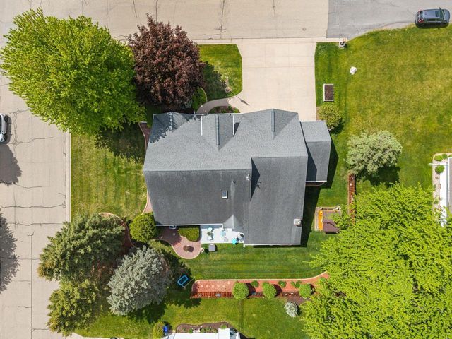 130 HILLTOP DRIVE, Neenah, WI 54956