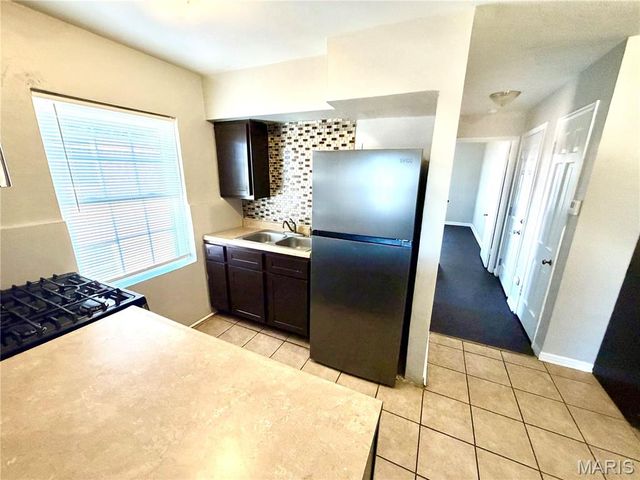 7307 Pasadena Boulevard, Pasadena Hills, MO 63121