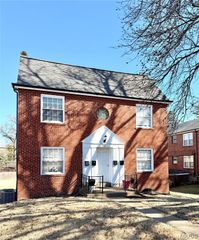 7307 Pasadena Boulevard, Pasadena Hills, MO 63121