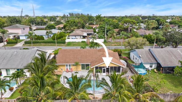 1127 NW 9th Street, Boynton Beach, FL 33426