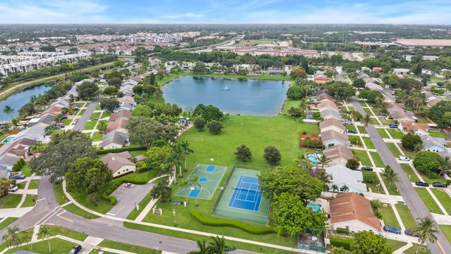 1127 NW 9th Street, Boynton Beach, FL 33426