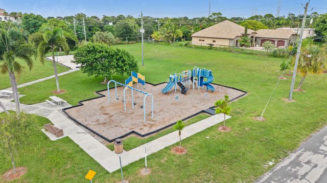 1127 NW 9th Street, Boynton Beach, FL 33426