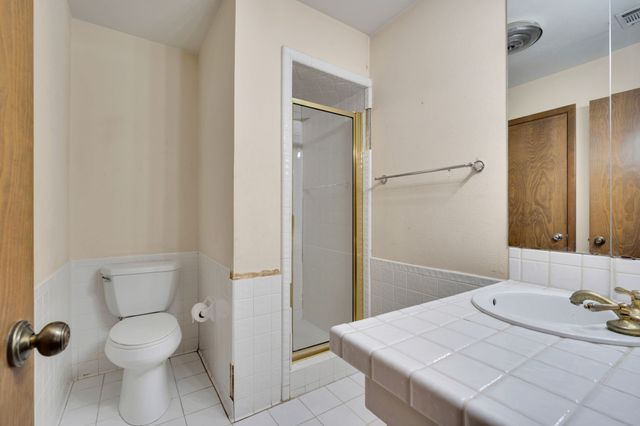 1105 Greenbriar Lane, Arlington, TX 76013