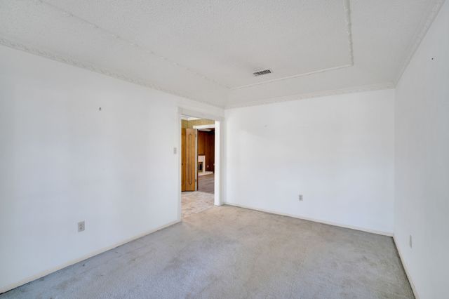 1105 Greenbriar Lane, Arlington, TX 76013