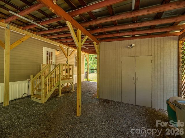 15 Joe Davis Road, Sylva, NC 28779