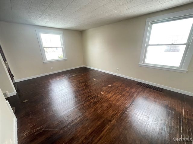 170 Mayville Avenue, Tonawanda, NY 14217