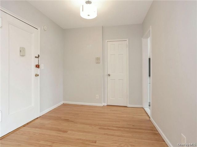 15 Quinby Avenue 1E, White Plains, NY 10606