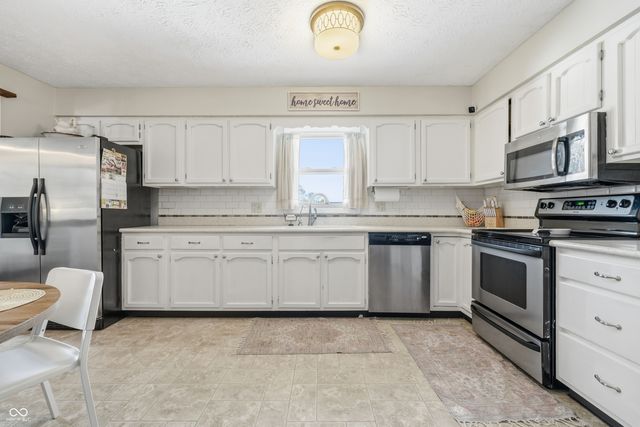 9624 Perlinda Lane, Indianapolis, IN 46259