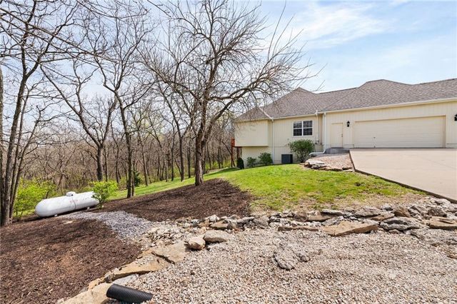 545 S Minter Road, Grain Valley, MO 64029