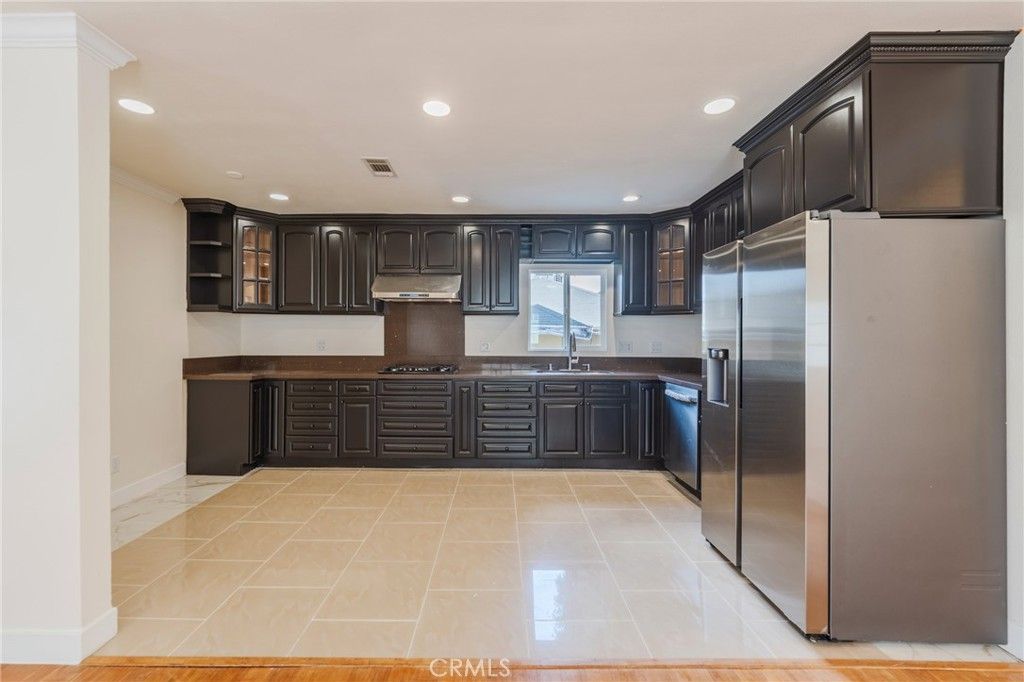 Image 3 of property listing at 4850 O Sullivan, Los Angeles, CA 90032