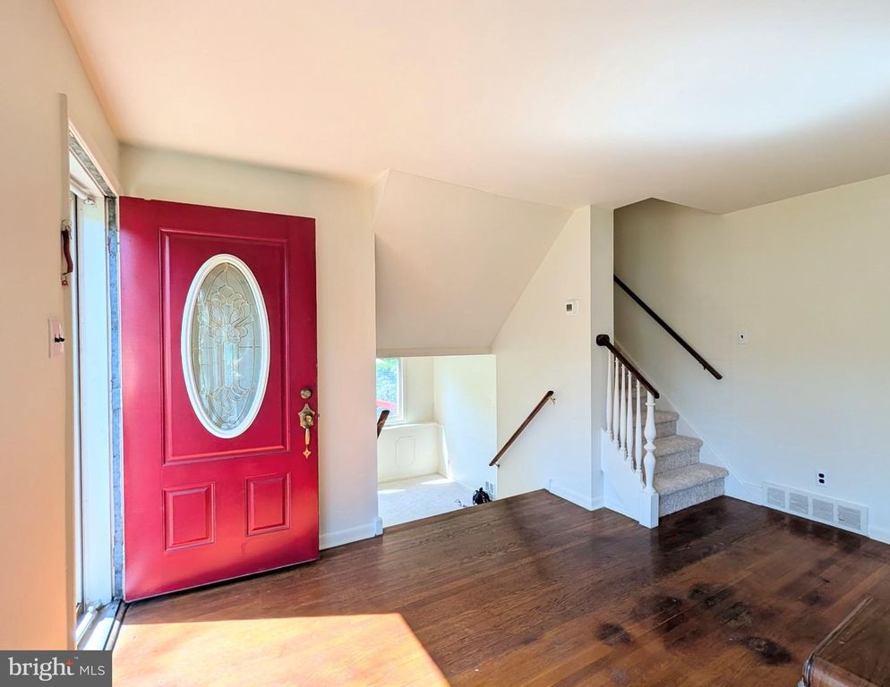 417 VIRGINIA LN, ASTON, PA 19014 — photo 2