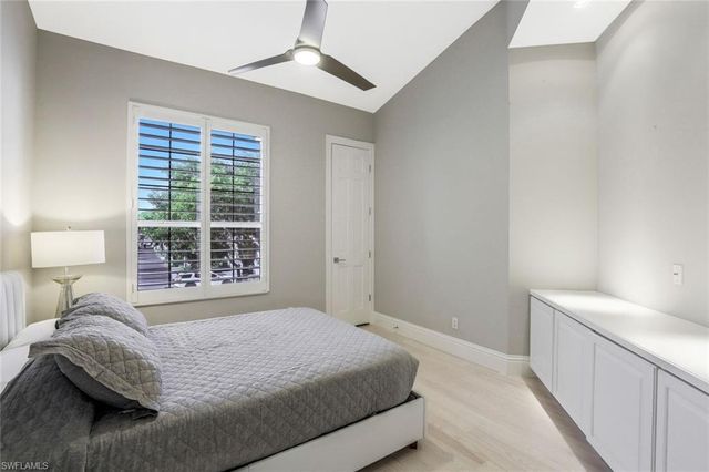 107 Colonade CIR # 103, Naples, FL 34103