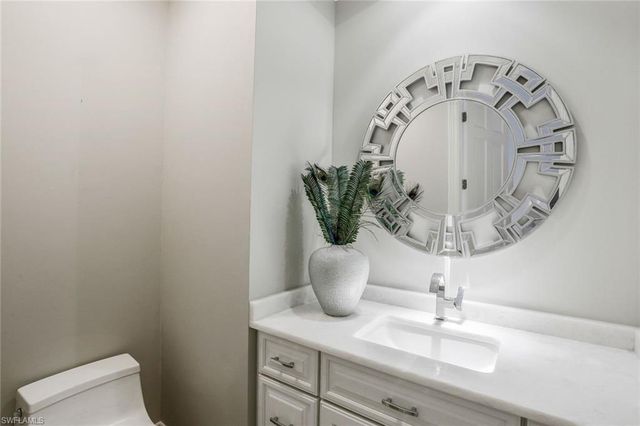 107 Colonade CIR # 103, Naples, FL 34103