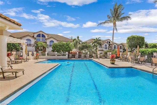 107 Colonade CIR # 103, Naples, FL 34103