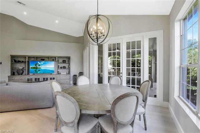 107 Colonade CIR # 103, Naples, FL 34103