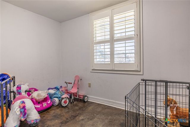 743 Royal Road, Port Lavaca, TX 77979