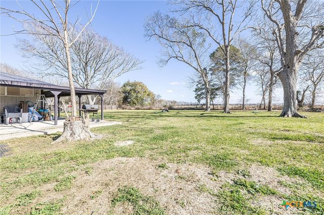 743 Royal Road, Port Lavaca, TX 77979