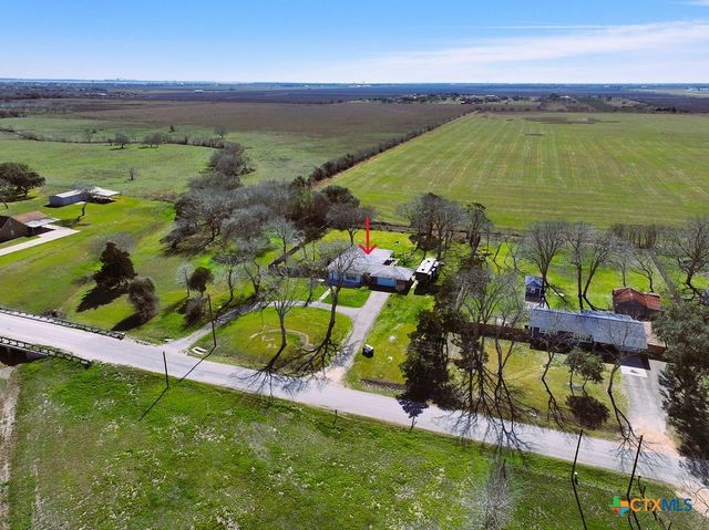 743 Royal Road, Port Lavaca, TX 77979