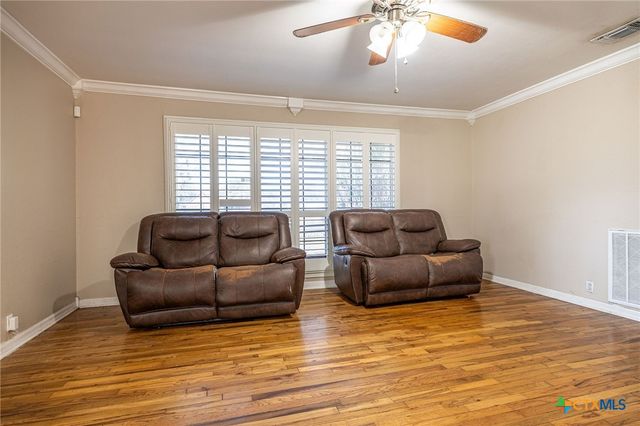 743 Royal Road, Port Lavaca, TX 77979