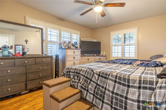 743 Royal Road, Port Lavaca, TX 77979