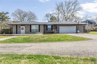 743 Royal Road, Port Lavaca, TX 77979