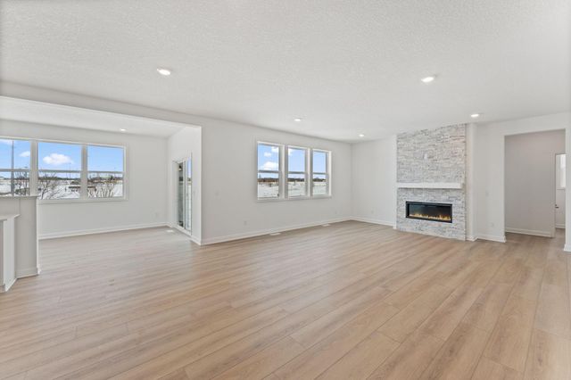 8593 183rd Street W, Lakeville, MN 55044