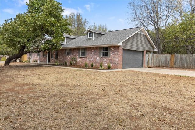 1741 Elmwood Lane, Newcastle, OK 73065