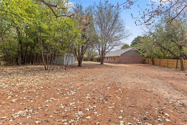 1741 Elmwood Lane, Newcastle, OK 73065
