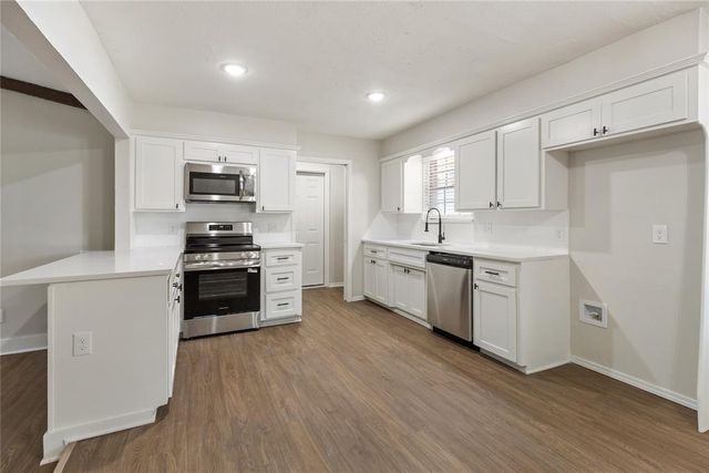 1741 Elmwood Lane, Newcastle, OK 73065