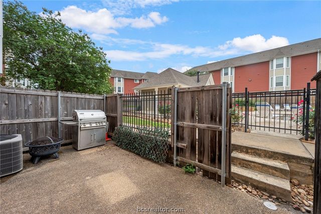 1198 Jones Butler Road 703, College Station, TX 77840