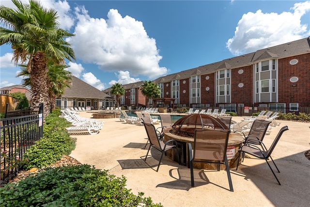 1198 Jones Butler Road 703, College Station, TX 77840