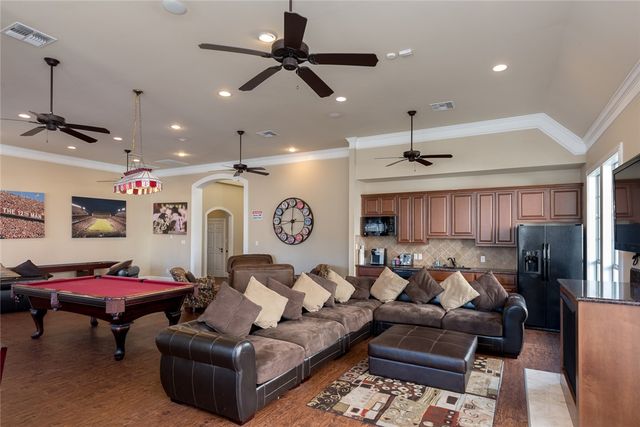 1198 Jones Butler Road 703, College Station, TX 77840