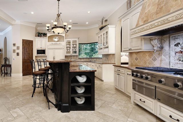 38 Legato Way, The Woodlands, TX 77382