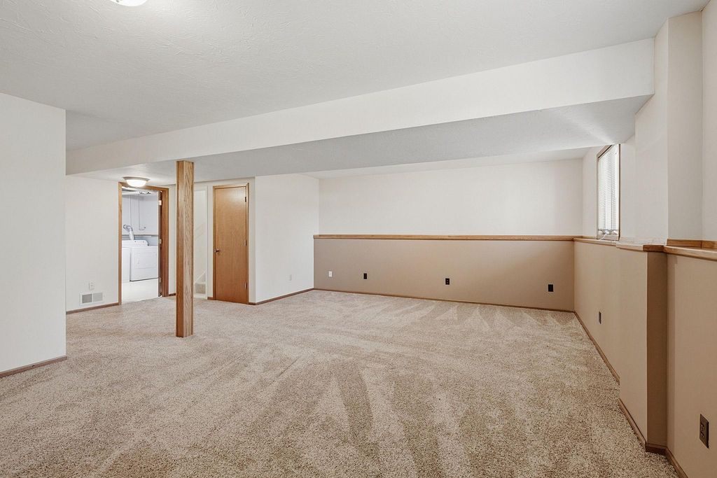 1004 W Prairie Street, Belle Plaine, MN 56011 — photo 5