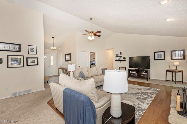 5766 Green Circle, Willoughby, OH 44094