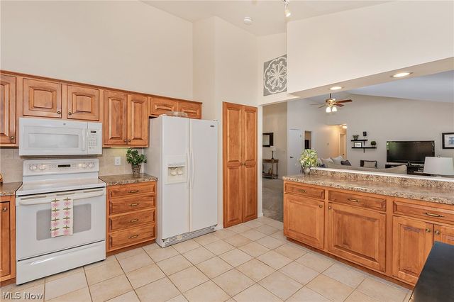 5766 Green Circle, Willoughby, OH 44094