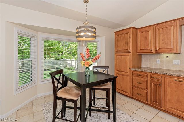 5766 Green Circle, Willoughby, OH 44094