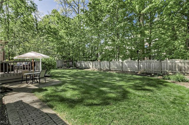 5766 Green Circle, Willoughby, OH 44094