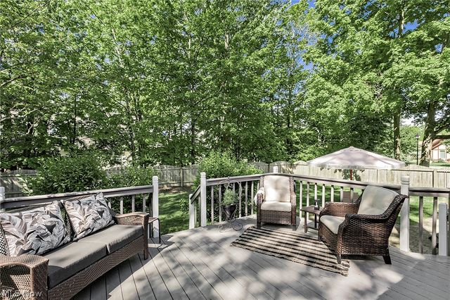 5766 Green Circle, Willoughby, OH 44094