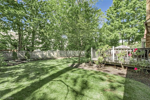 5766 Green Circle, Willoughby, OH 44094