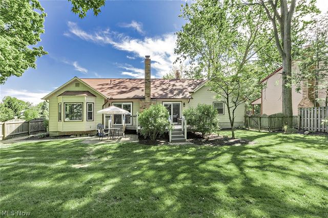 5766 Green Circle, Willoughby, OH 44094