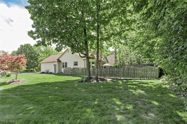 5766 Green Circle, Willoughby, OH 44094