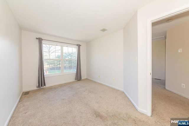 144 Stratford Drive 1045, Nutley, NJ 07110