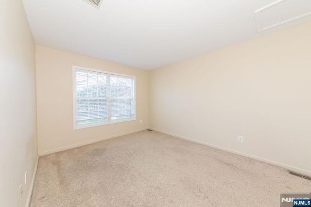 144 Stratford Drive 1045, Nutley, NJ 07110