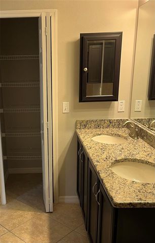 2756 BIRCHCREEK DRIVE, Wesley Chapel, FL 33543