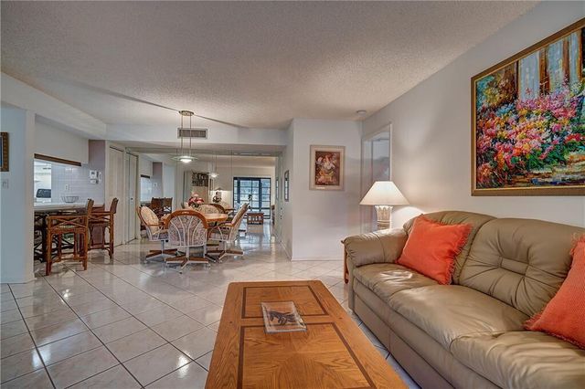 15469 Lakes Of Delray Boulevard 102, Delray Beach, FL 33484