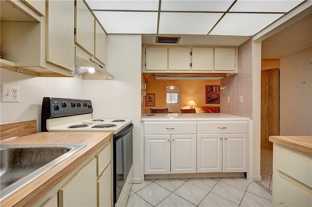 15469 Lakes Of Delray Boulevard 102, Delray Beach, FL 33484