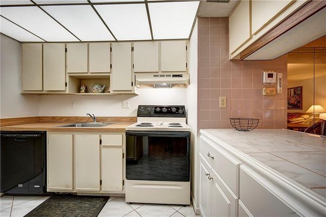 15469 Lakes Of Delray Boulevard 102, Delray Beach, FL 33484