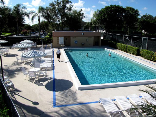 15469 Lakes Of Delray Boulevard 102, Delray Beach, FL 33484