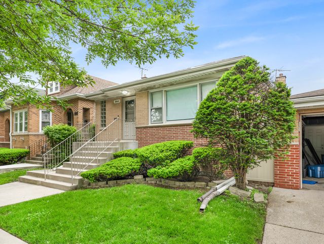3860 N Oketo Avenue, Chicago, IL 60634